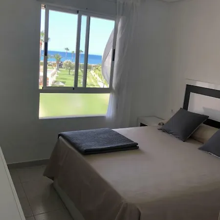 Apartamento Bahia De Denia, Primera Linea De Playa Apartment *